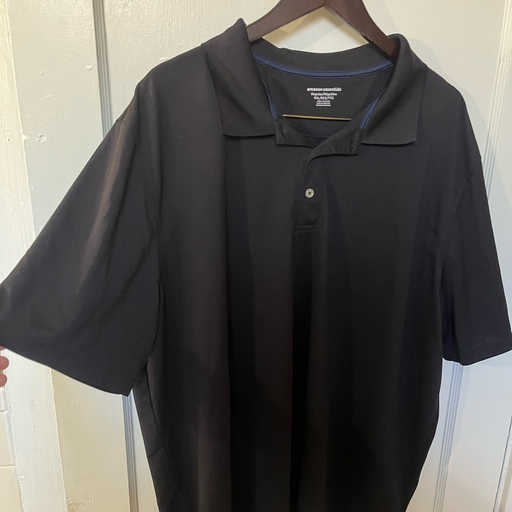 Amazon Essentials Men’s 2XL Black Regular-Fit Quick-Dry Golf Polo – EUC